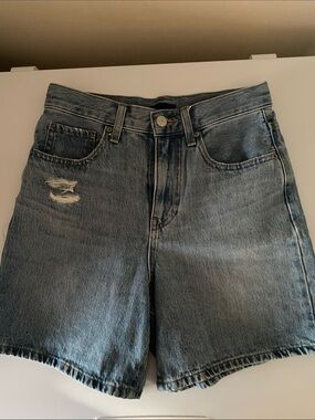 Ladies Uniqlo Denim Shorts, 24”waist
